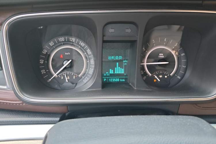 Used Buick GL8 2017 25S Luxury Version China V Standard Instrument Cluster