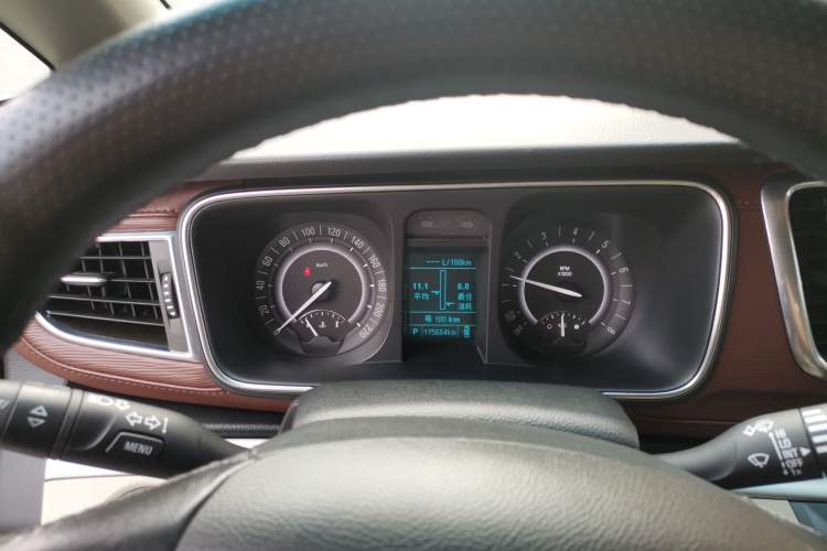 Used Buick GL8 2017 25S Luxury Version China V Standard Instrument Cluster