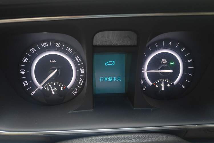 Used Buick GL8 2017 25S Comfort Version China V Standard Instrument Cluster