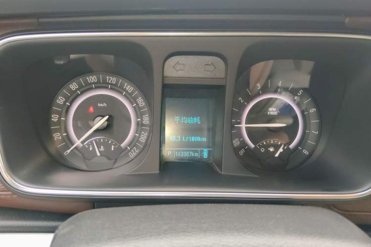 Used Buick GL8 2017 25S Luxury Version China V Standard Instrument Cluster