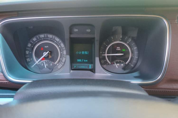 Used Buick GL8 2017 25S Prestige Version China V Standard Instrument Cluster