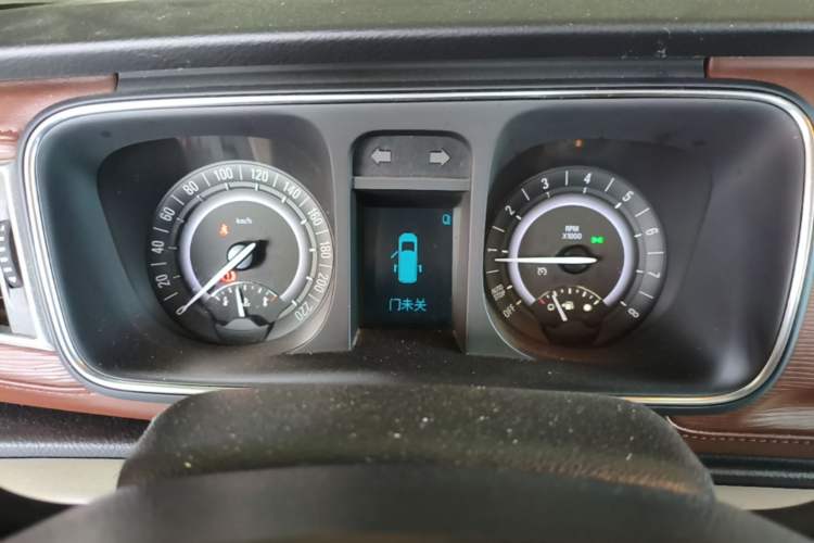 Used Buick GL8 2017 25S Comfort Version China V Standard Instrument Cluster