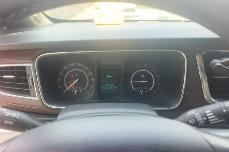 Used Buick GL8 2017 25S Luxury Version China V Standard Instrument Cluster