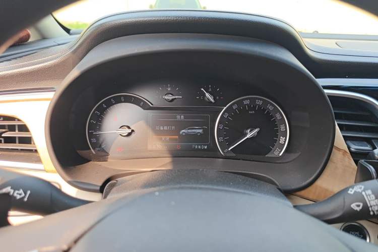 Used Buick GL8 2017 ES 28T Comfort Model China V Standard Instrument Cluster