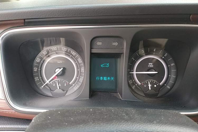 Used Buick GL8 2017 25S Luxury Version China V Standard Instrument Cluster