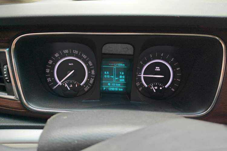 Used Buick GL8 2017 25S Prestige Version China V Standard Instrument Cluster