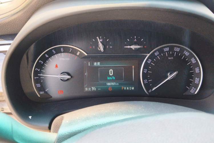 Used Buick GL8 2017 ES 28T Luxury Model China V Standard Instrument Cluster