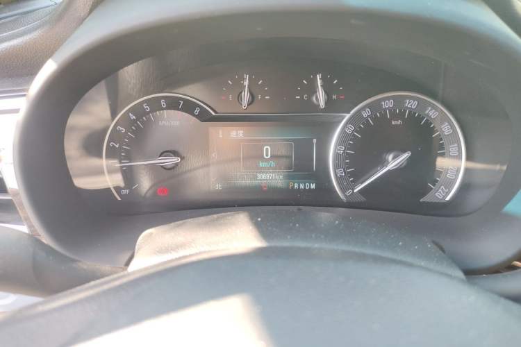 Used Buick GL8 2017 ES 28T Luxury Model China V Standard Instrument Cluster