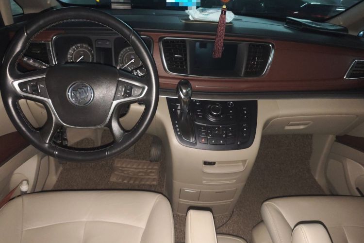 Used Buick GL8 2017 25S Prestige Version China V Standard Interior 2