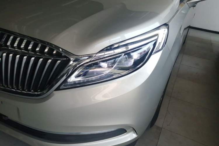 Used Buick GL8 2017 ES 28T Luxury Model China V Standard Left Front Headlight