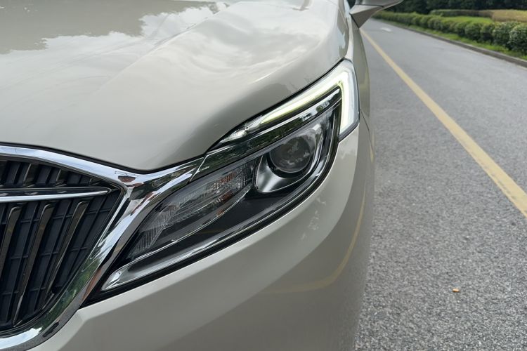 Used Buick GL8 2017 ES 28T Comfort Model China V Standard Left Front Headlight