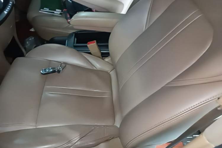 Used Buick GL8 2017 ES 28T Luxury Model China V Standard Left Front Seat