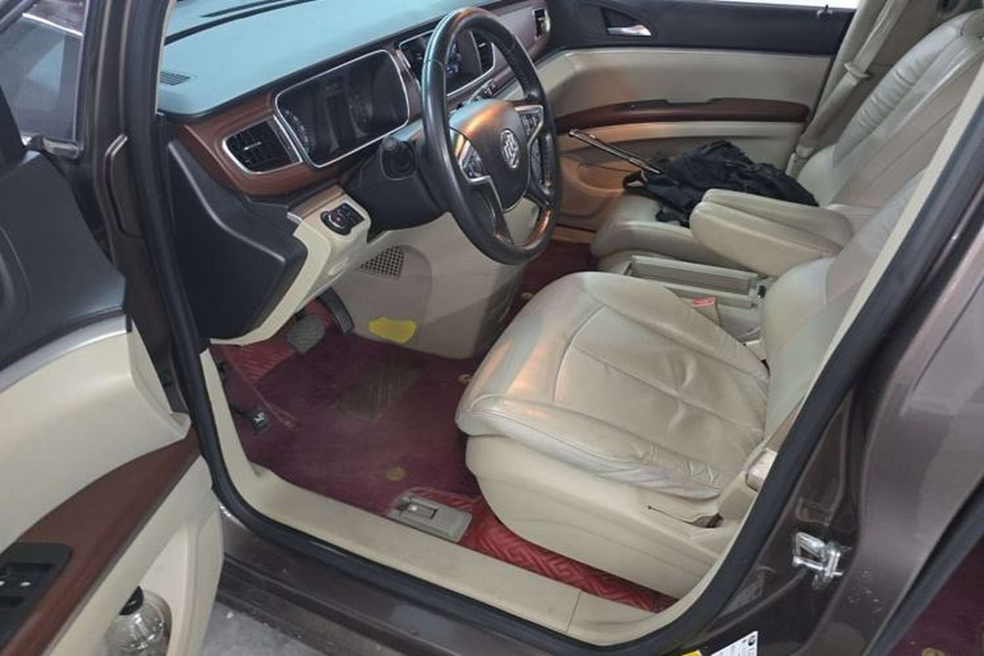 Used Buick GL8 2017 25S Luxury Version China V Standard Left Front Seat