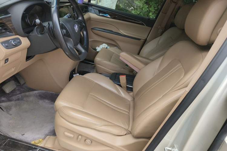 Used Buick GL8 2017 ES 28T Luxury Model China V Standard Left Front Seat