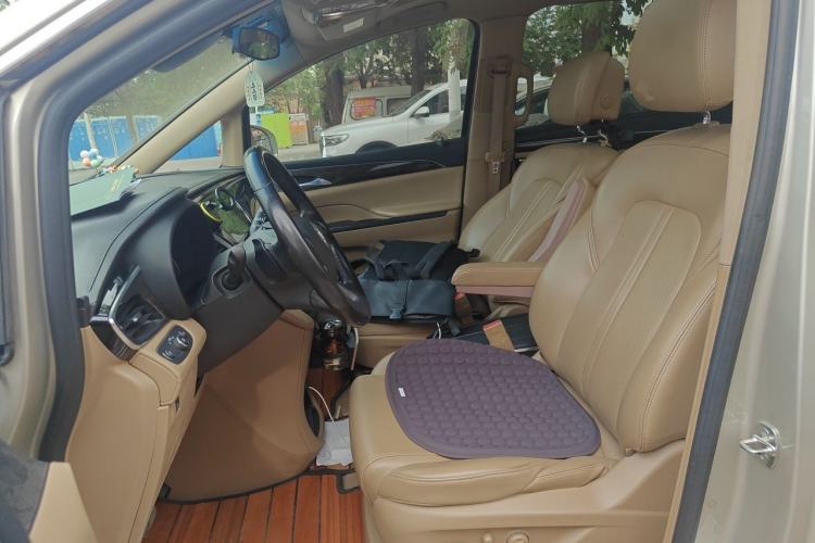 Used Buick GL8 2017 ES 28T Luxury Model China V Standard Left Front Seat