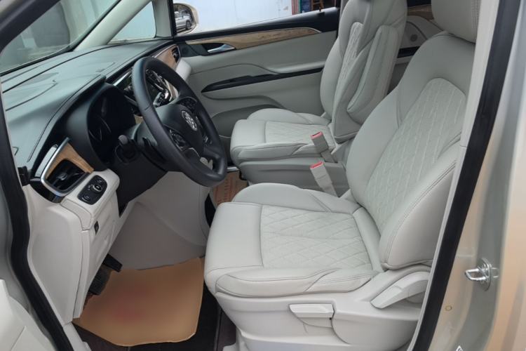 Used Buick GL8 2017 ES 28T Comfort Model China V Standard Left Front Seat