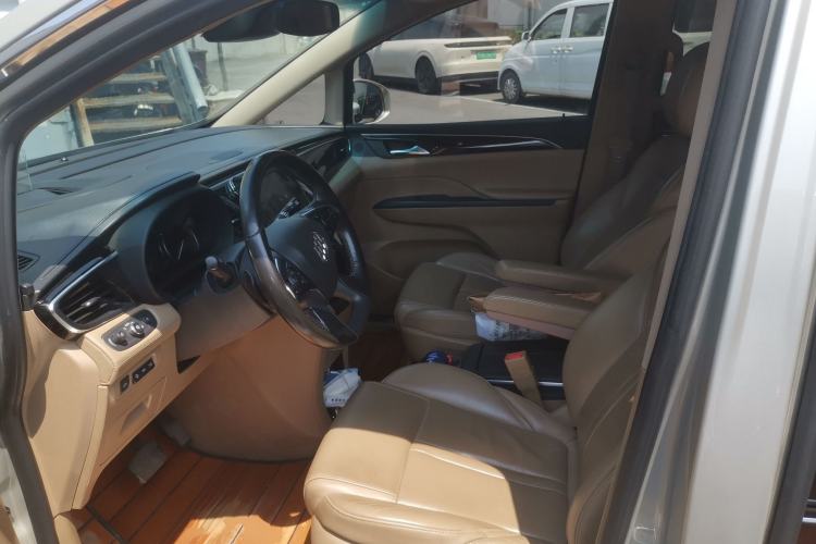 Used Buick GL8 2017 ES 28T Flagship Model China V Standard Left Front Seat