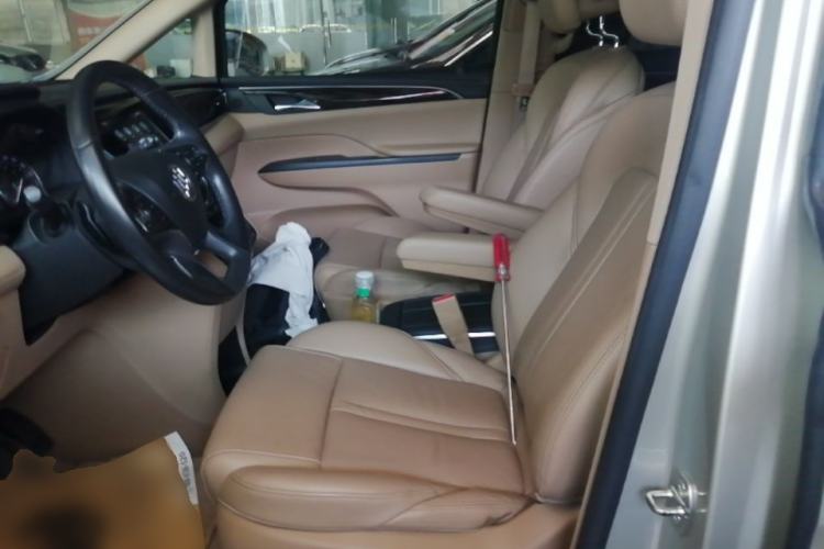 Used Buick GL8 2017 ES 28T Luxury Model China V Standard Left Front Seat