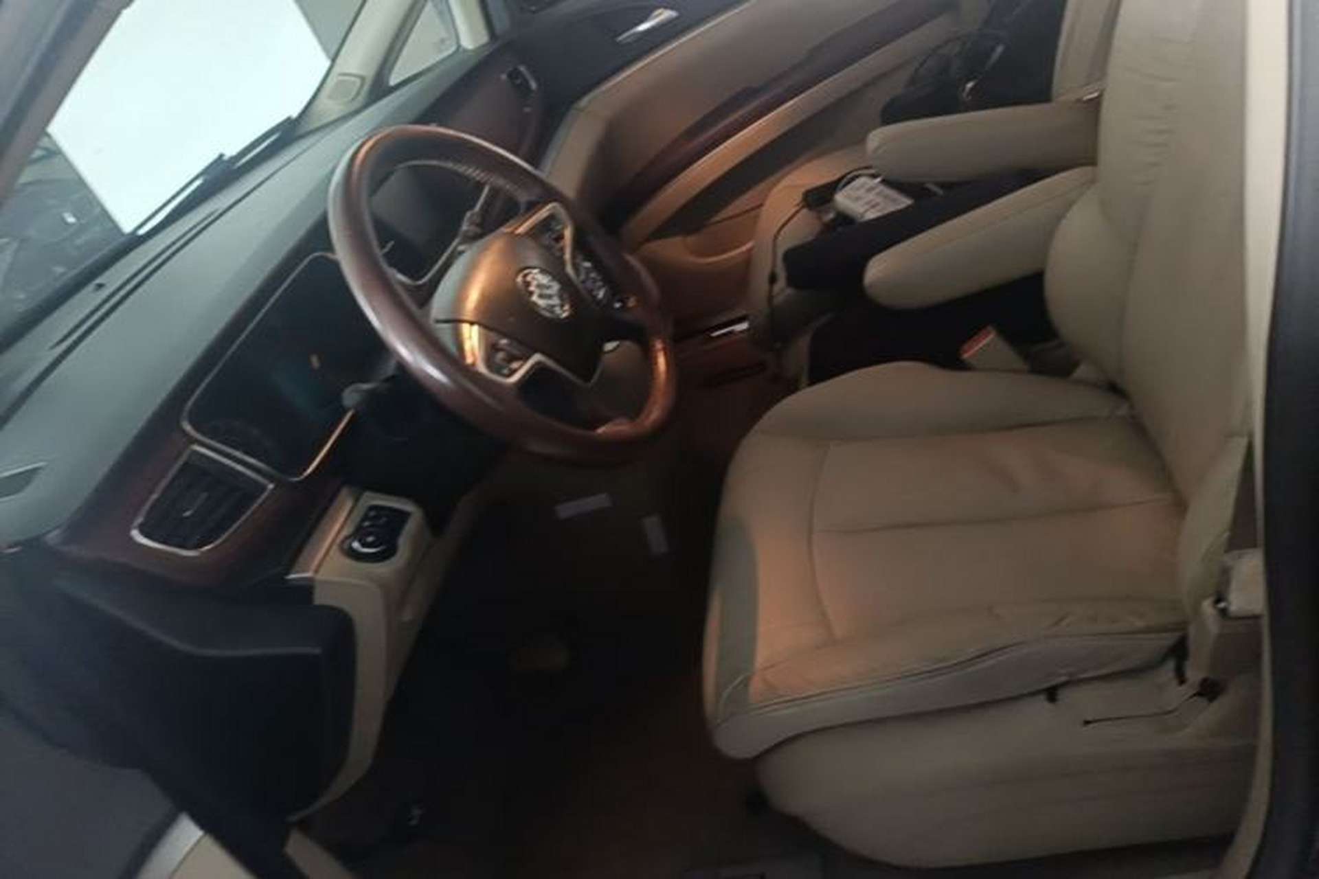 Used Buick GL8 2017 25S Prestige Version China V Standard Left Front Seat