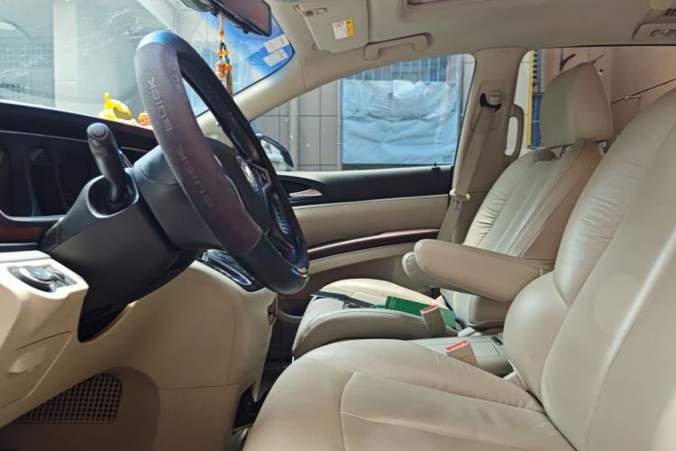 Used Buick GL8 2017 25S Luxury Version China V Standard Left Front Seat