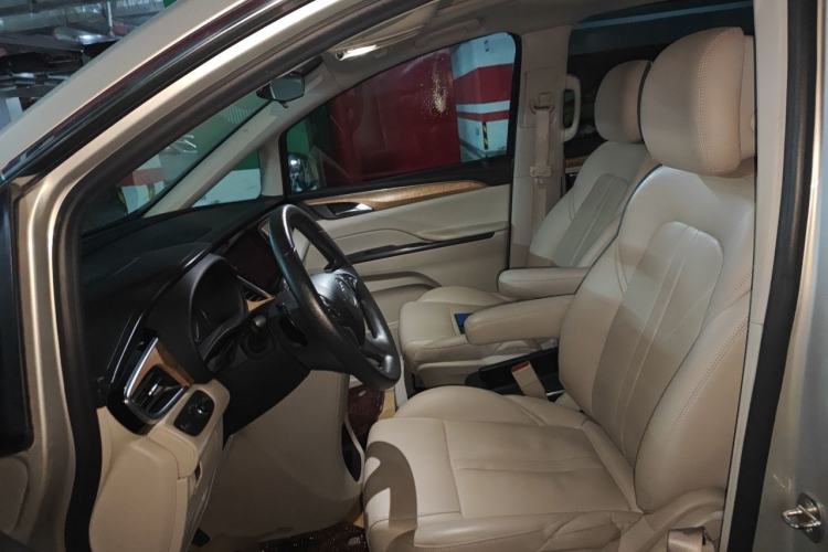 Used Buick GL8 2017 ES 28T Comfort Model China V Standard Left Front Seat