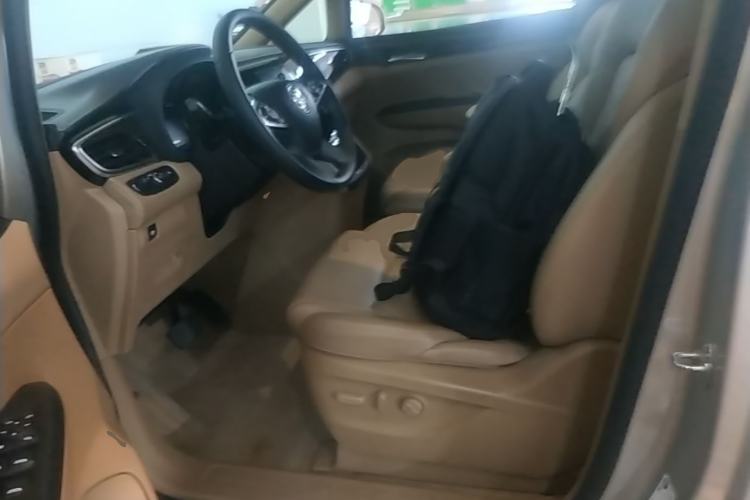 Used Buick GL8 2017 ES 28T Luxury Model China V Standard Left Front Seat