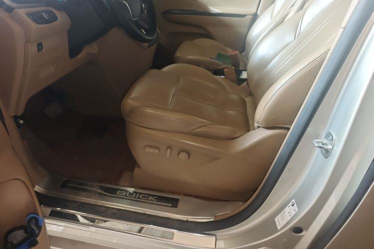 Used Buick GL8 2017 ES 28T Premium Version China V Standard Left Front Seat