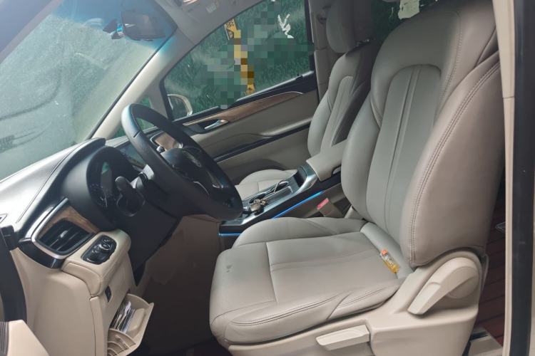 Used Buick GL8 2017 ES 28T Comfort Model China V Standard Left Front Seat
