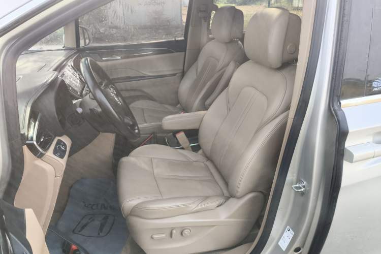 Used Buick GL8 2017 ES 28T Premium Version China V Standard Left Front Seat
