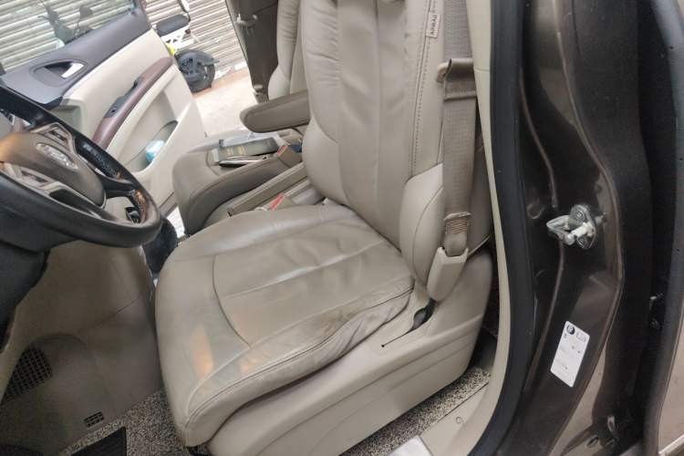 Used Buick GL8 2017 25S Luxury Version China V Standard Left Front Seat
