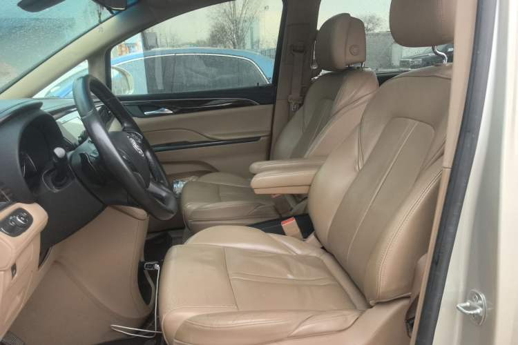 Used Buick GL8 2017 ES 28T Luxury Model China V Standard Left Front Seat