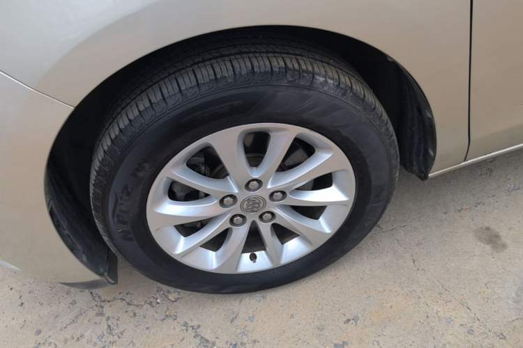 Used Buick GL8 2017 ES 28T Comfort Model China V Standard Left Front Wheel Hub