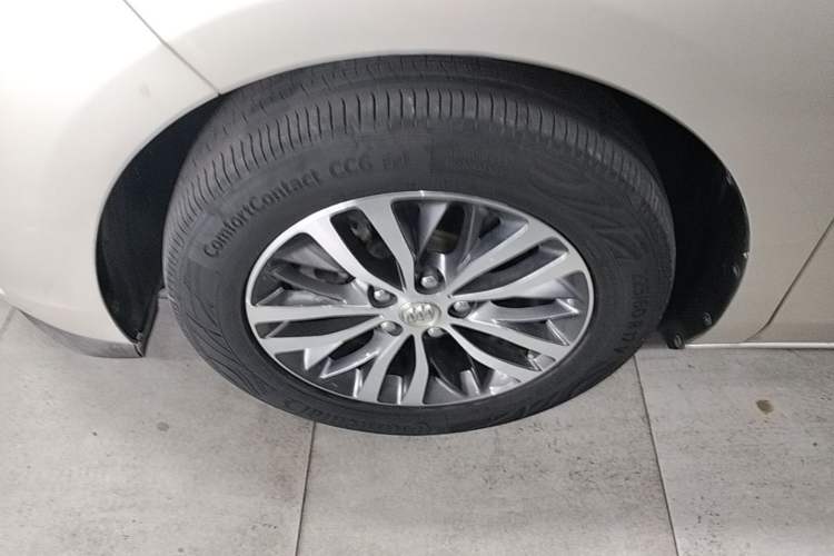Used Buick GL8 2017 ES 28T Luxury Model China V Standard Left Front Wheel Hub