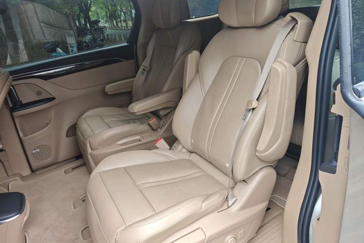 Used Buick GL8 2017 ES 28T Flagship Model China V Standard Left Rear Seat