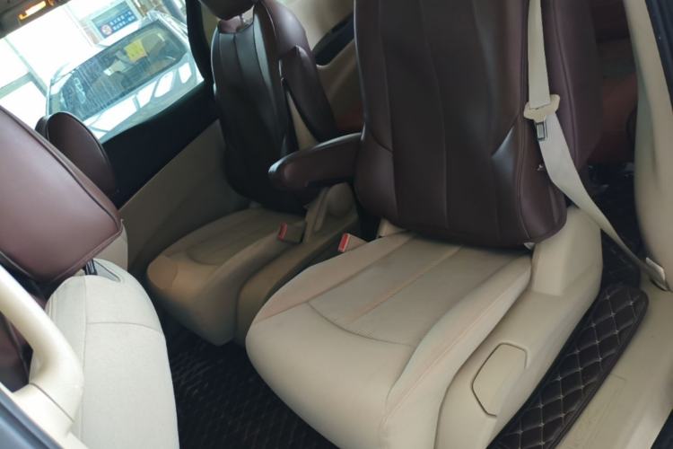Used Buick GL8 2017 25S Comfort Version China V Standard Left Rear Seat