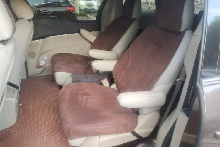 Used Buick GL8 2017 25S Comfort Version China V Standard Left Rear Seat