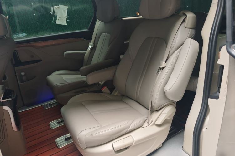 Used Buick GL8 2017 ES 28T Comfort Model China V Standard Left Rear Seat