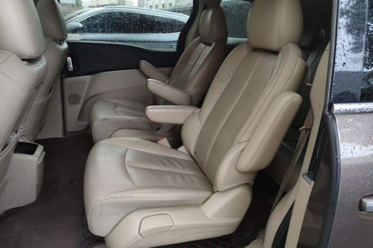 Used Buick GL8 2017 25S Luxury Version China V Standard Left Rear Seat