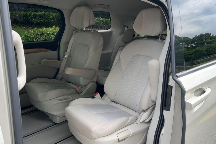 Used Buick GL8 2017 ES 28T Comfort Model China V Standard Left Rear Seat