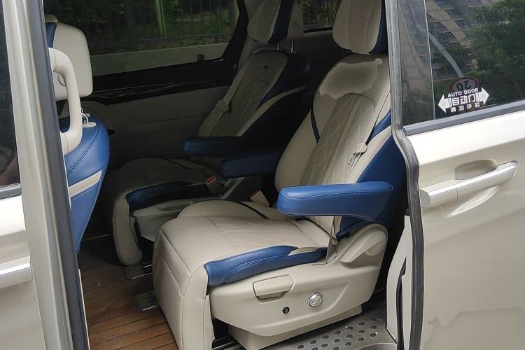 Used Buick GL8 2017 ES 28T Comfort Model China V Standard Left Rear Seat