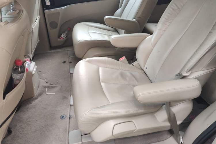 Used Buick GL8 2017 25S Luxury Version China V Standard Left Rear Seat