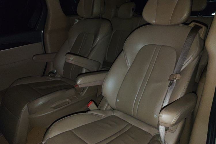 Used Buick GL8 2017 ES 28T Luxury Model China V Standard Left Rear Seat