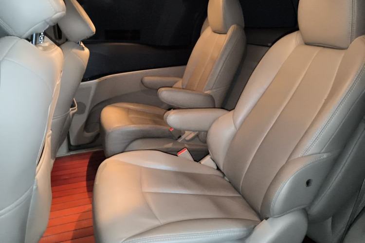 Used Buick GL8 2017 25S Comfort Version China V Standard Left Rear Seat