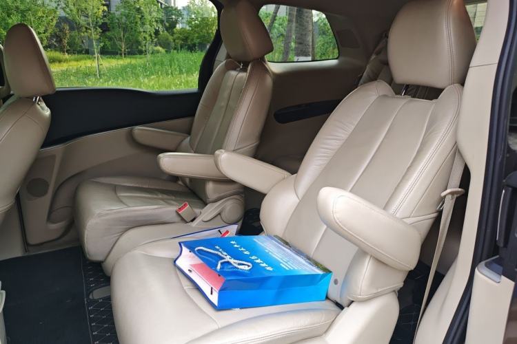 Used Buick GL8 2017 25S Prestige Version China V Standard Left Rear Seat