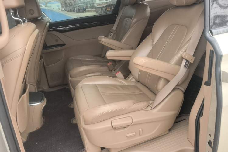 Used Buick GL8 2017 ES 28T Luxury Model China V Standard Left Rear Seat