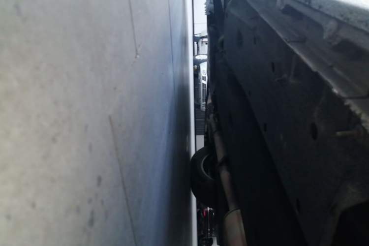 Used Buick GL8 2017 ES 28T Luxury Model China V Standard Left Side Sill