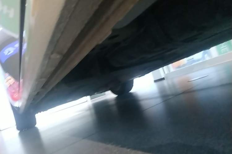 Used Buick GL8 2017 ES 28T Luxury Model China V Standard Left Side Sill