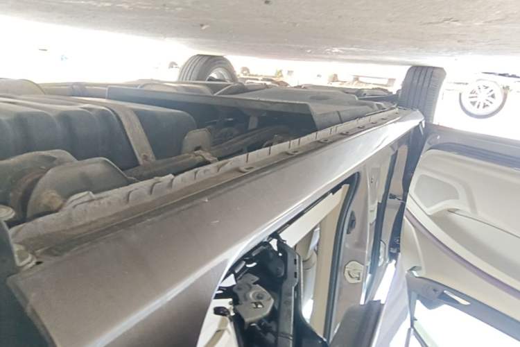 Used Buick GL8 2017 25S Prestige Version China V Standard Left Side Sill