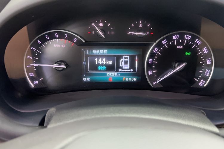 Used Buick GL8 2017 ES 28T Flagship Model China V Standard Odometer Close Up