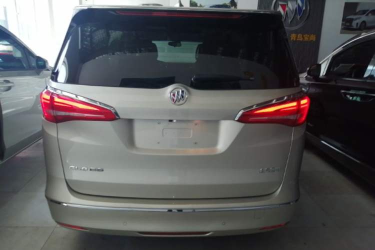 Used Buick GL8 2017 ES 28T Luxury Model China V Standard Rear